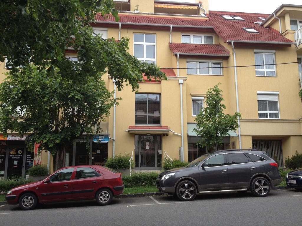 Yuliya Apartment Hévíz Exterior foto